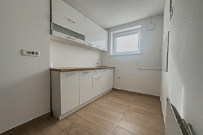 Трехкомнатная квартира в районе Бежиградский двор