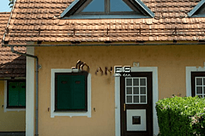 Жилище в Двойчек Чатеж у Савы.