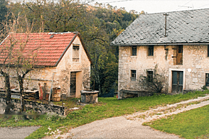 Жилище Кал у Канала.