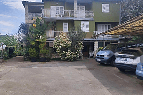 Дом, Прочее ЛУ́ЦИЯ