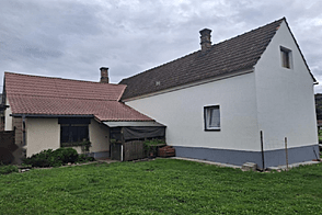 Жилище в Доманьшевцах