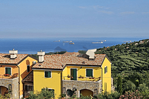 Квартира с четырьмя комнатами