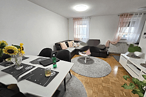 Квартира с тремя комнатами в центральной части города.