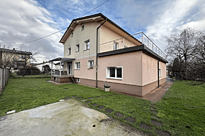 Хижина, Ежица