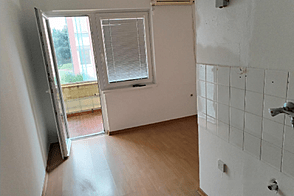 Двухкомнатная квартира в Изоле