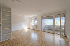 Квартира с тремя комнатами в Фужинах.