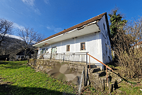 Дом, хозяйство Старый Град