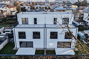 Дом на две семьи в Рожна Долина.