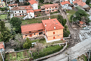 Дом и хозяйство Брестовица около Комну