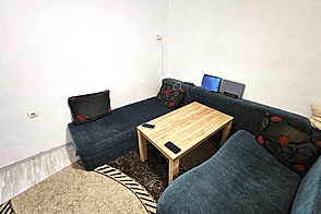 Квартира с одной комнатой в самом центре города Изола.