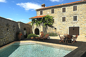 Тополовец, дом