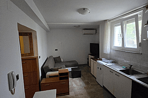 Квартира с одной комнатой в районе Изола