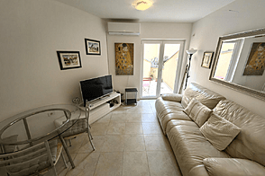 Квартира с тремя комнатами в центре Порторожа