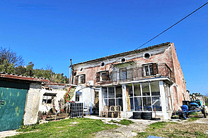 Дом, Изол, Ножед