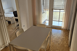 Квартира с 2,5 комнатами в районе Безиград