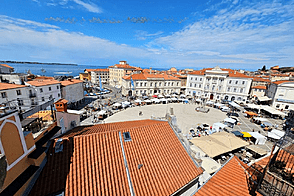 Квартира из трёх комнат в Пиране