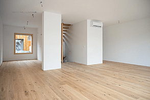 Резиденция Озеро - дом с террасой