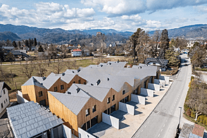 Резиденция Озеро дом с террасой