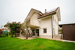 Чрнуче, дом