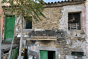 Дома Кметияново Копер