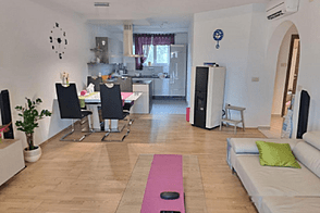 Малия, четырёхкомнатная квартира