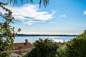 Квартира с тремя комнатами в Портороже