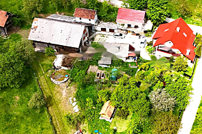 Усадьба, хозяйство Камник, пригород Трояны