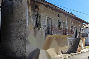 Здание с террасой в Гргаре