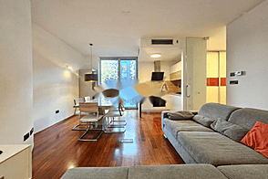 Квартира с тремя комнатами в центре